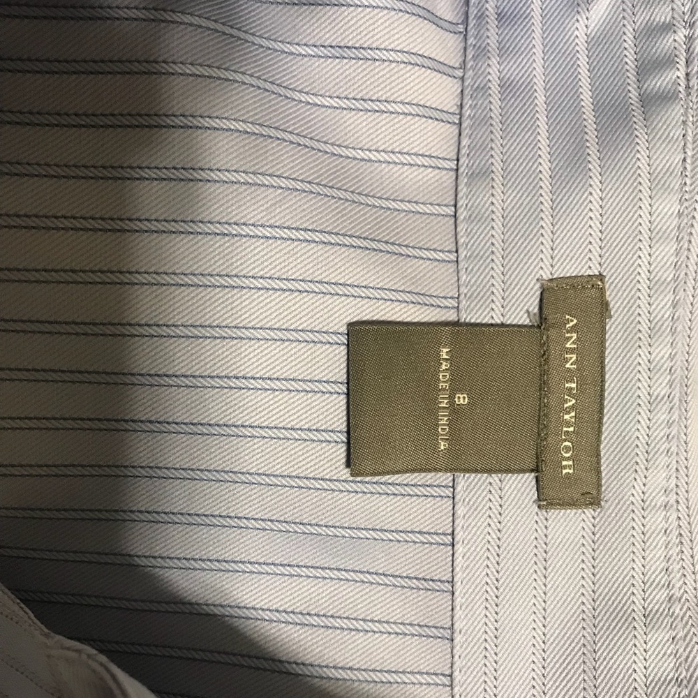 Ann Taylor size 8 grey formal shirt